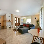 Family Friendly House With A Swimming Pool Mofardini, Istria - Sredisnja Istra - 20586 * Mofardini