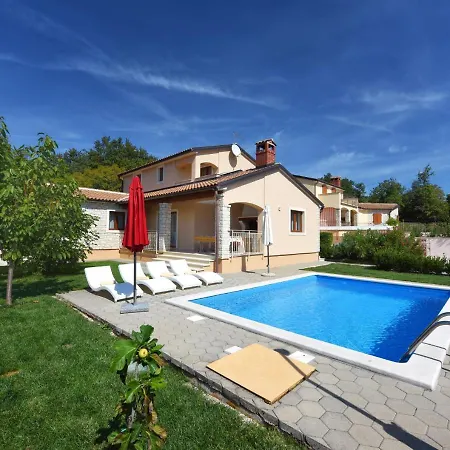Family Friendly House With A Swimming Pool Mofardini, Istria - Sredisnja Istra - 20586 Holiday home