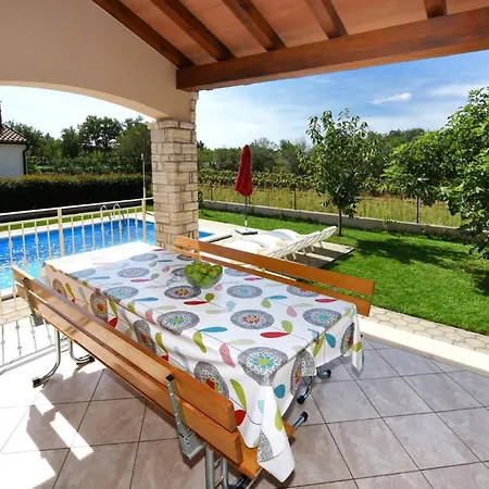 בית נופש Family Friendly House With A Swimming Pool Mofardini, Istria - Sredisnja Istra - 20586